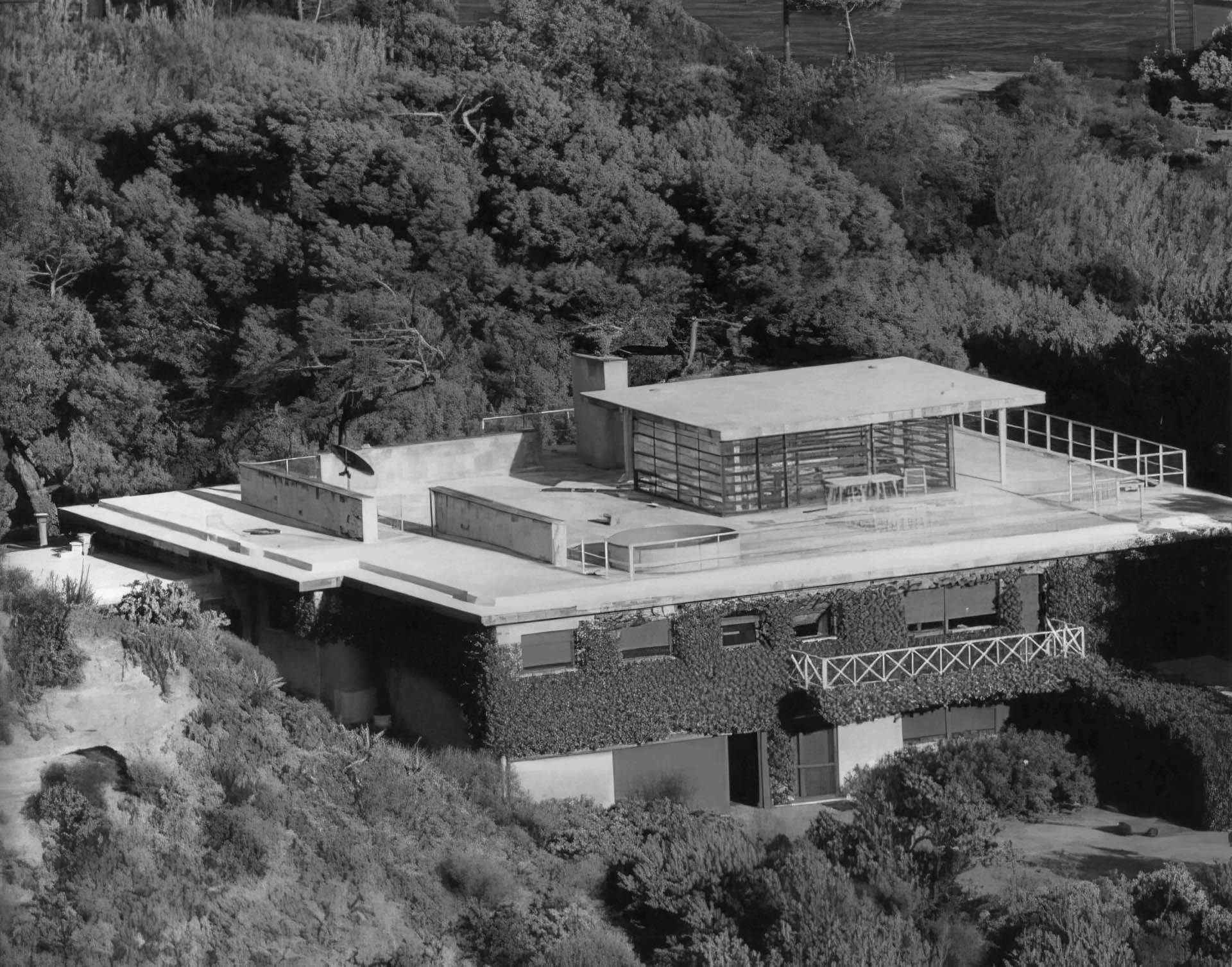 VILLA TRENTAREMI