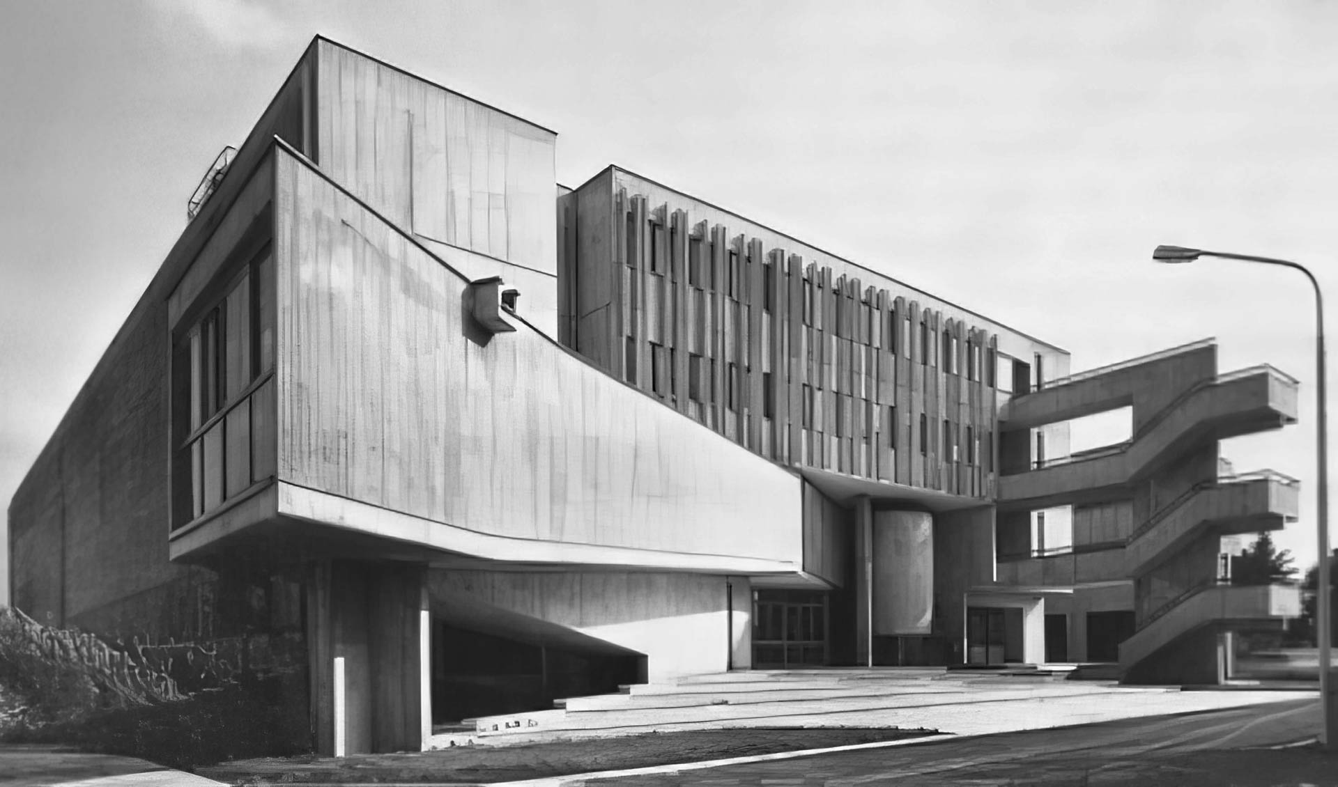 ISTITUTO TECNICO INDUSTRIALE BARSANTI