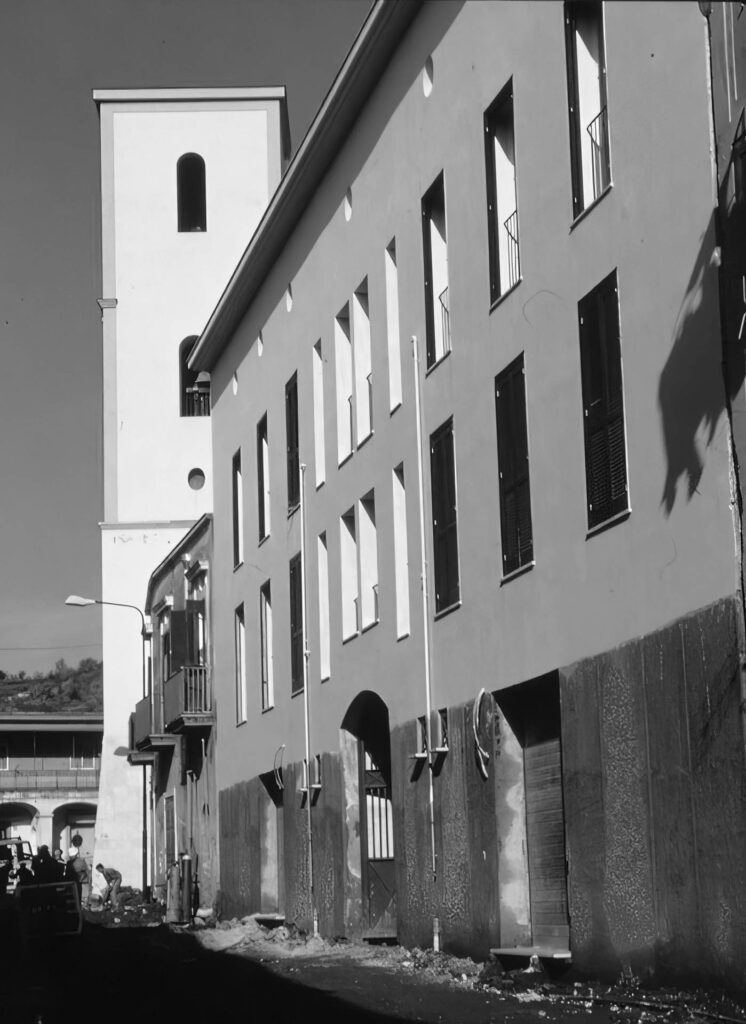 EDIFICIO A CORTE