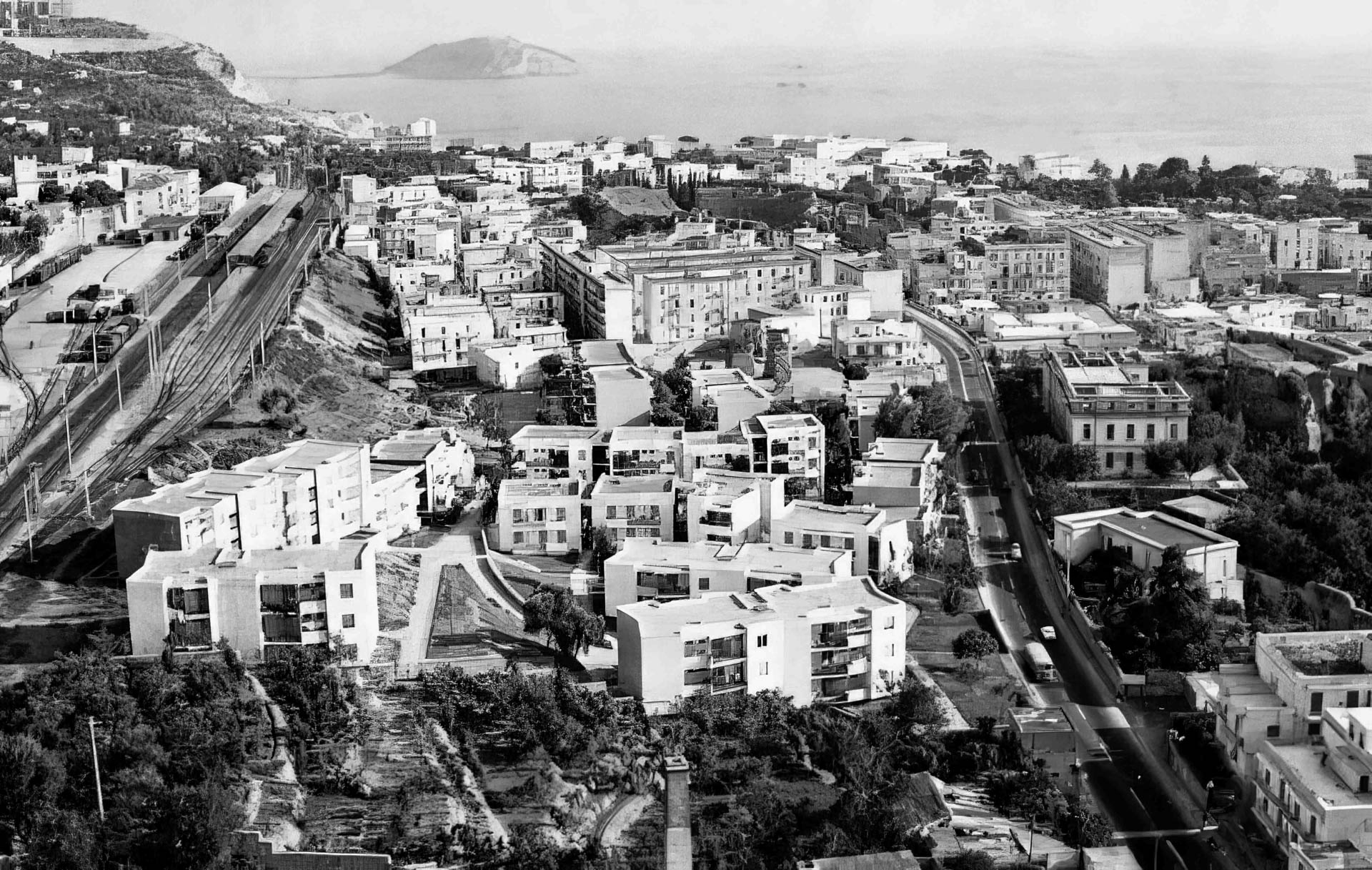 RIONE RESIDENZIALE INA – OLIVETTI