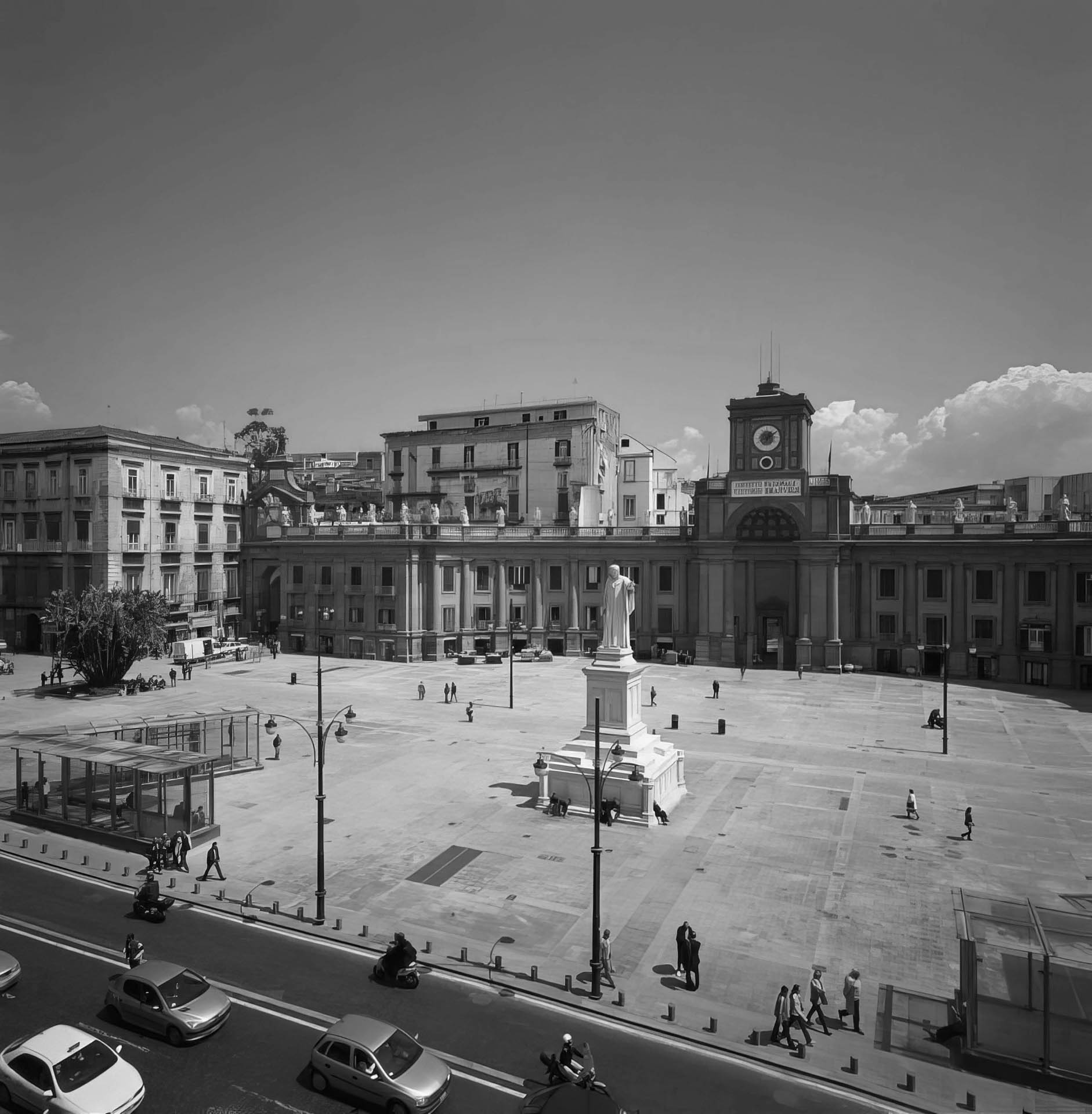 STAZIONE 1 MN PIAZZA DANTE