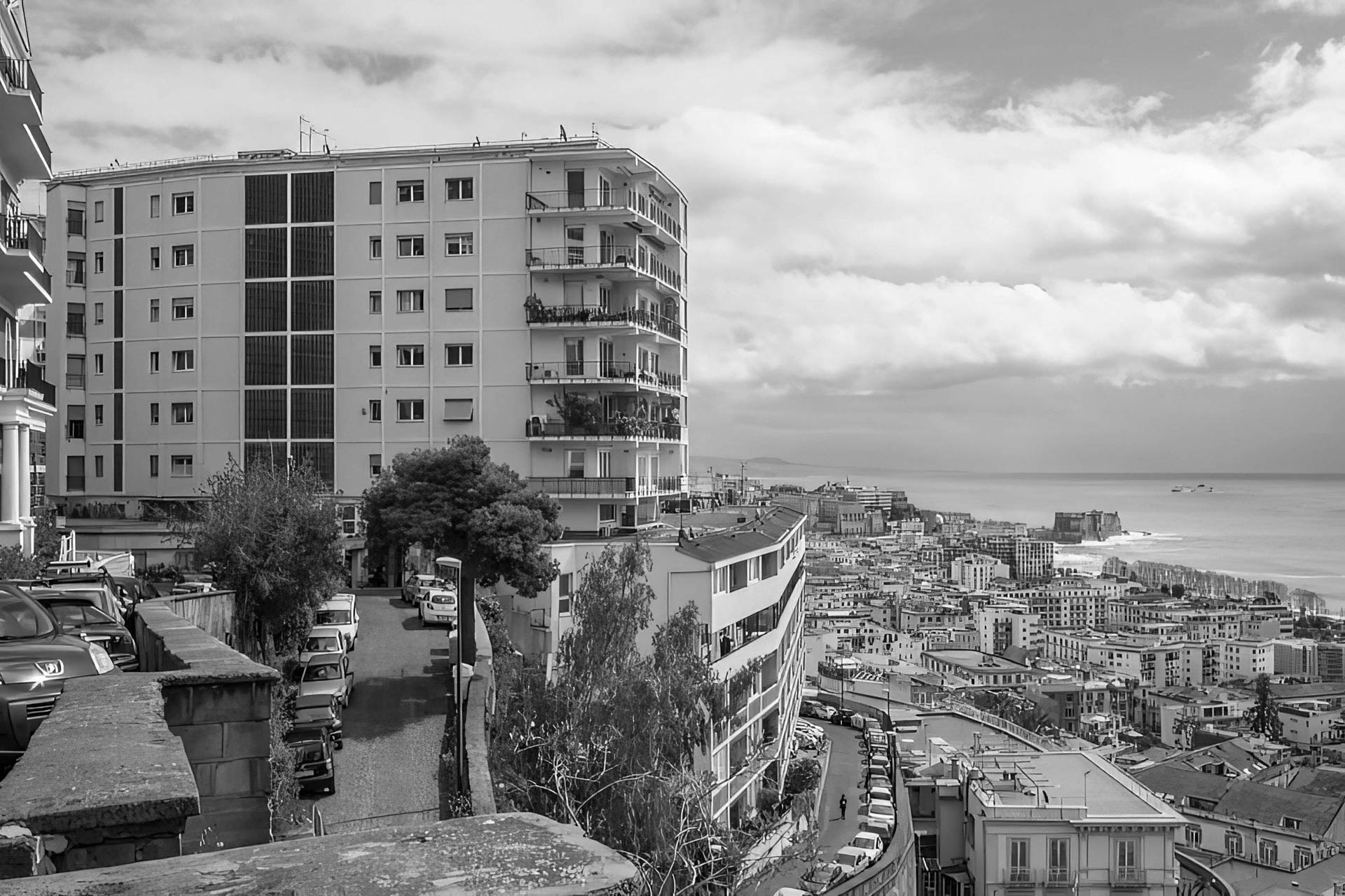 EDIFICIO DECINA A PARCO GRIFEO