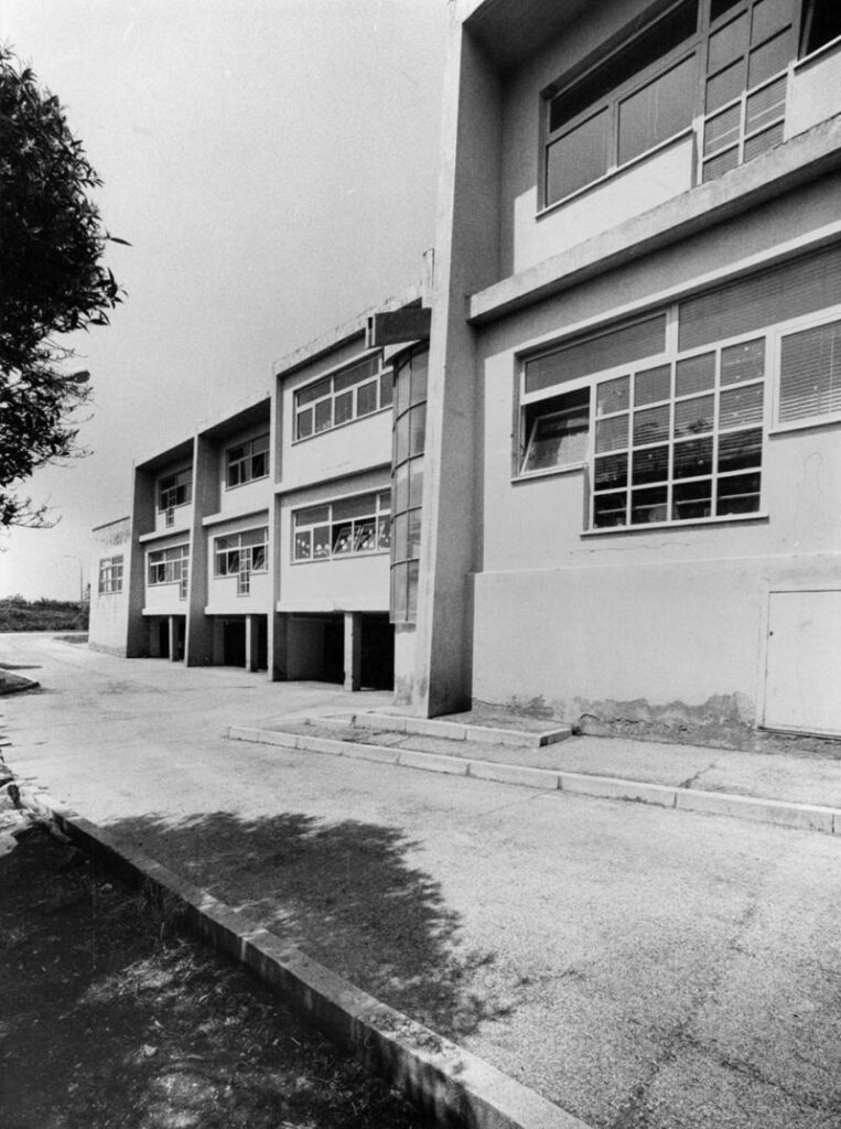 SCUOLA ELEMENTARE E MATERNA NEL PIANO 167