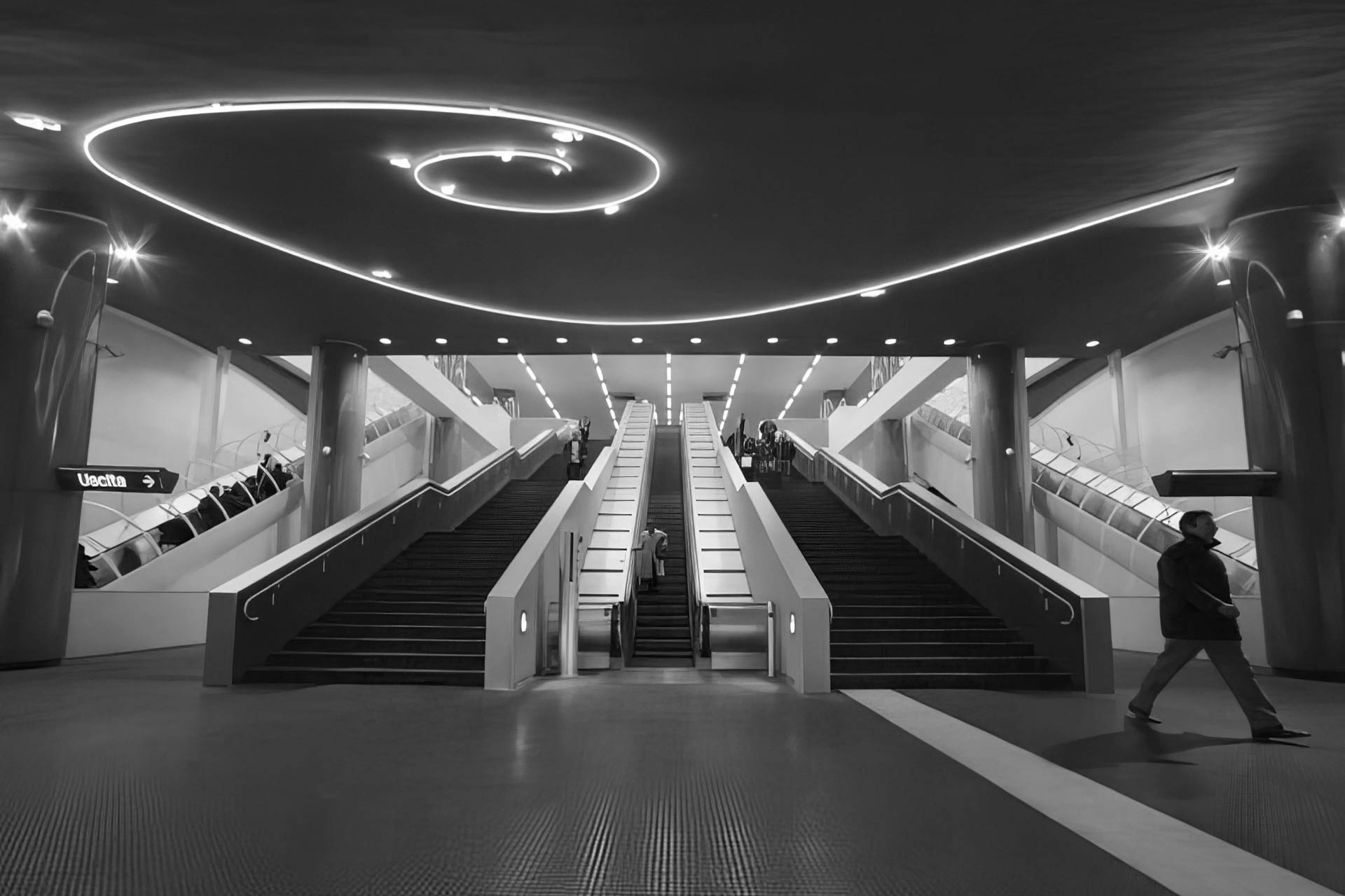 STAZIONE LINEA 1 MN PIAZZA VANVITELLI