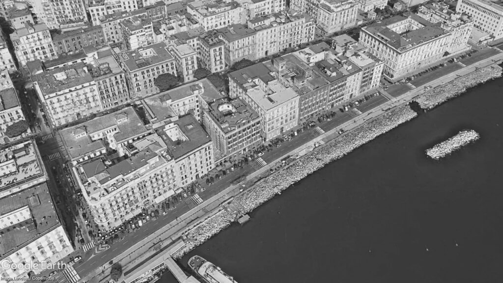 Edificio residenziale – via Caracciolo 14