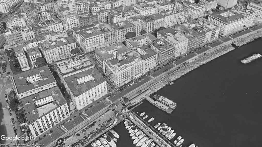 Edificio residenziale – via Caracciolo 13