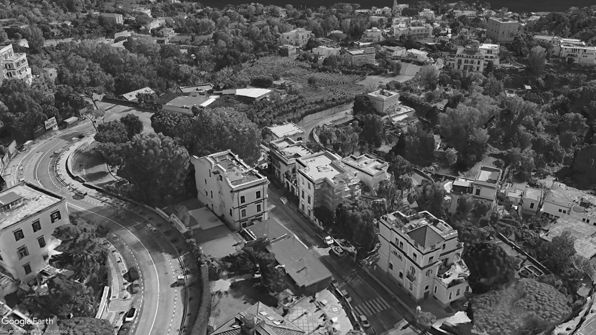 Villa bifamiliare – discesa Coroglio, 2-3-5