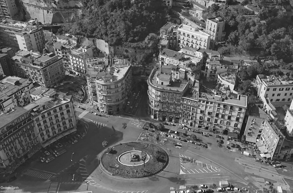 Due edifici per abitazioni – piazza Sannazzaro/galleria Laziale