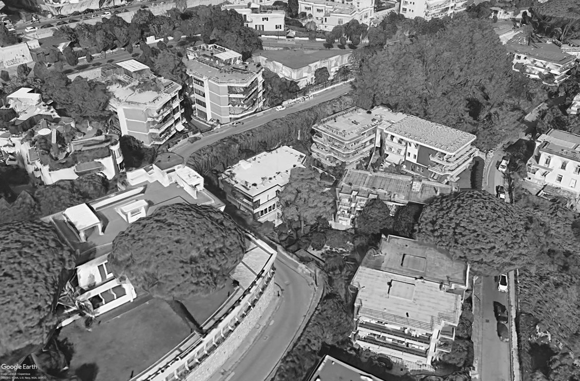 Villa Savarese – via S. Capece, 14
